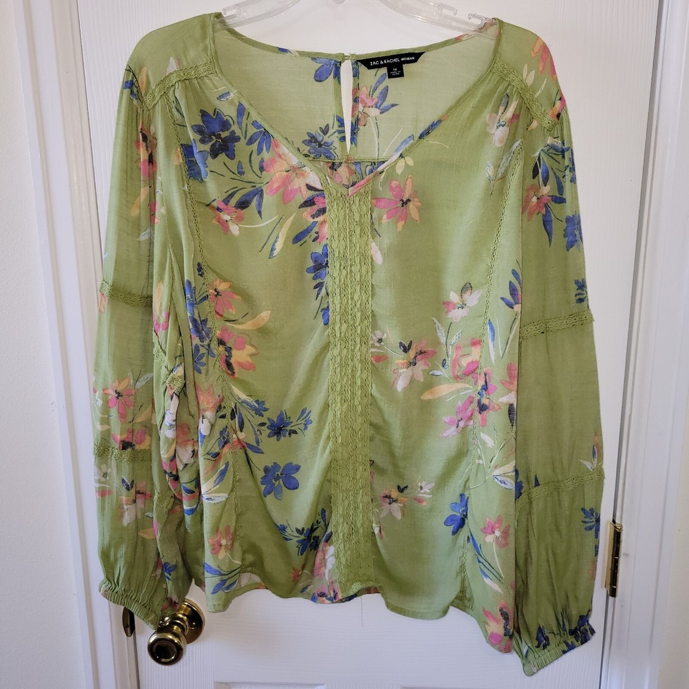 Zac & Rachel‎ Woman Green Floral Crochet Lace Trim V-Neck Blouse Plus Size 1X